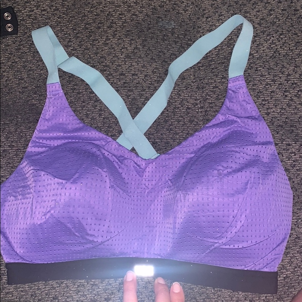 Victoria secret sports bra